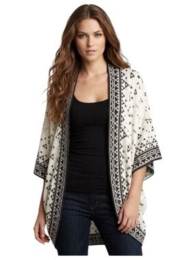 Ecote Boho Patterned Open Front Texture Weave Short Sleeve Kimono Size XS/Small